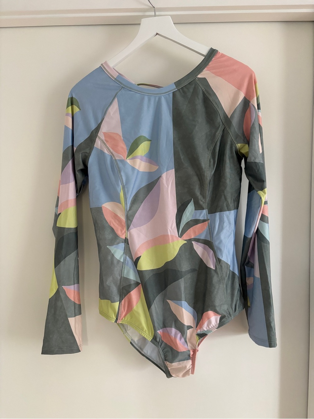 Floral Colorblock Long-Sleeve Women’s Swim Onepiece